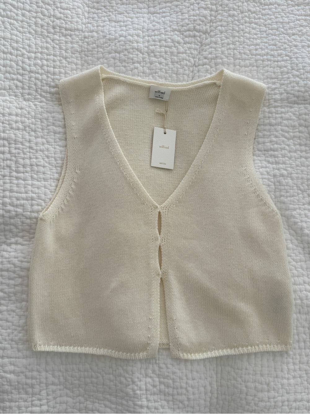 Aritzia Wilfred Cream Knit V-Neck Button Front Sweater Vest